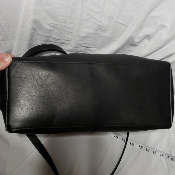 Karl lagerfeld black large shoulder vegan tote bag main image 4